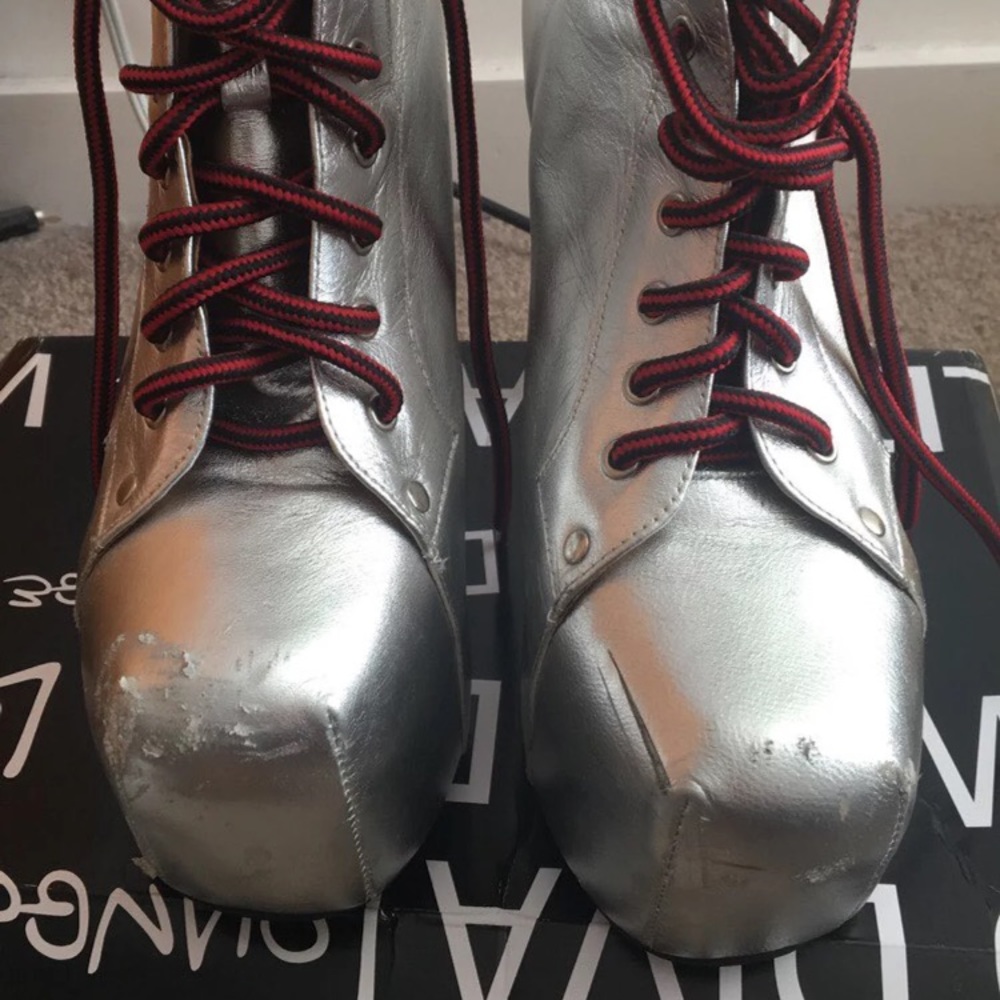 Metallic Litas - Picture 2 of 8
